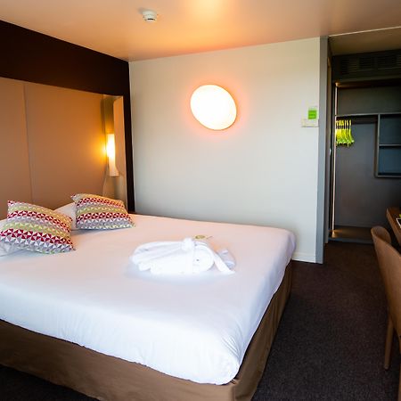 Campanile Dijon Nord - Toison D'Or Hotel Екстериор снимка