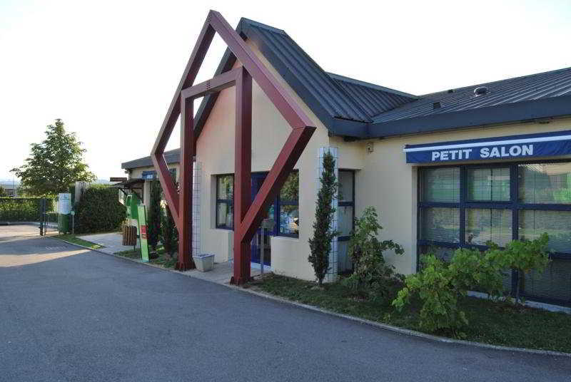 Campanile Dijon Nord - Toison D'Or Hotel Екстериор снимка